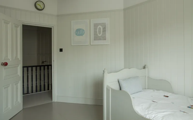 Stylish Streatham house, D2356 (photo 33)