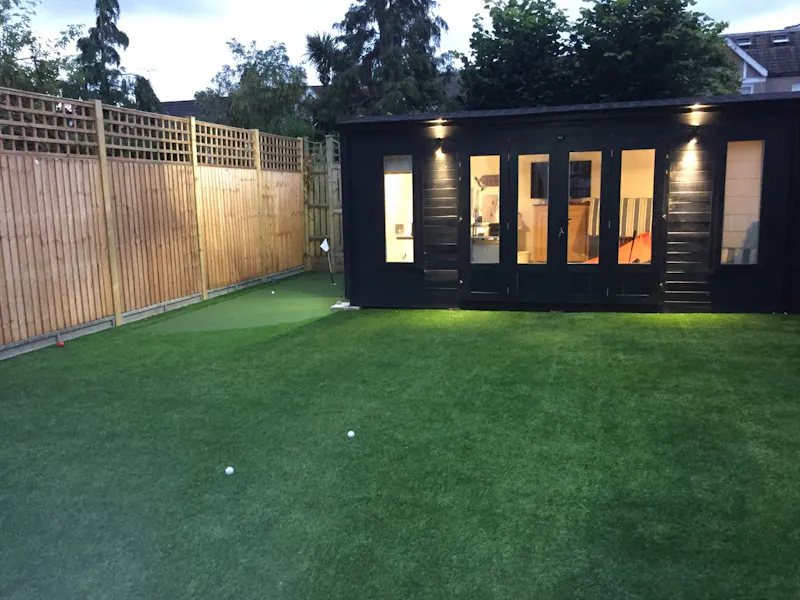 Stylish Streatham house, D2356 (photo 69)