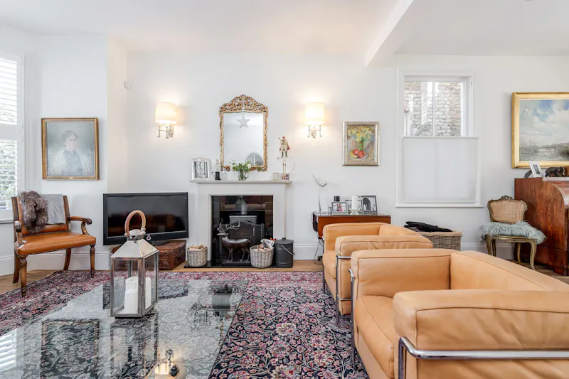 Immaculate Twickenham house, B1868 (photo 4)