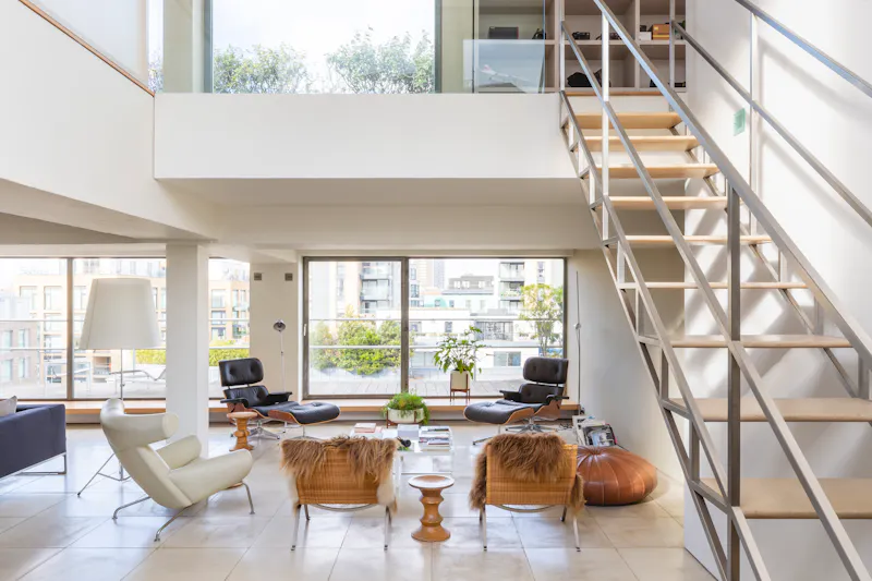 Staircase at Iconic Gee Street apartment, K33 (photo 10)