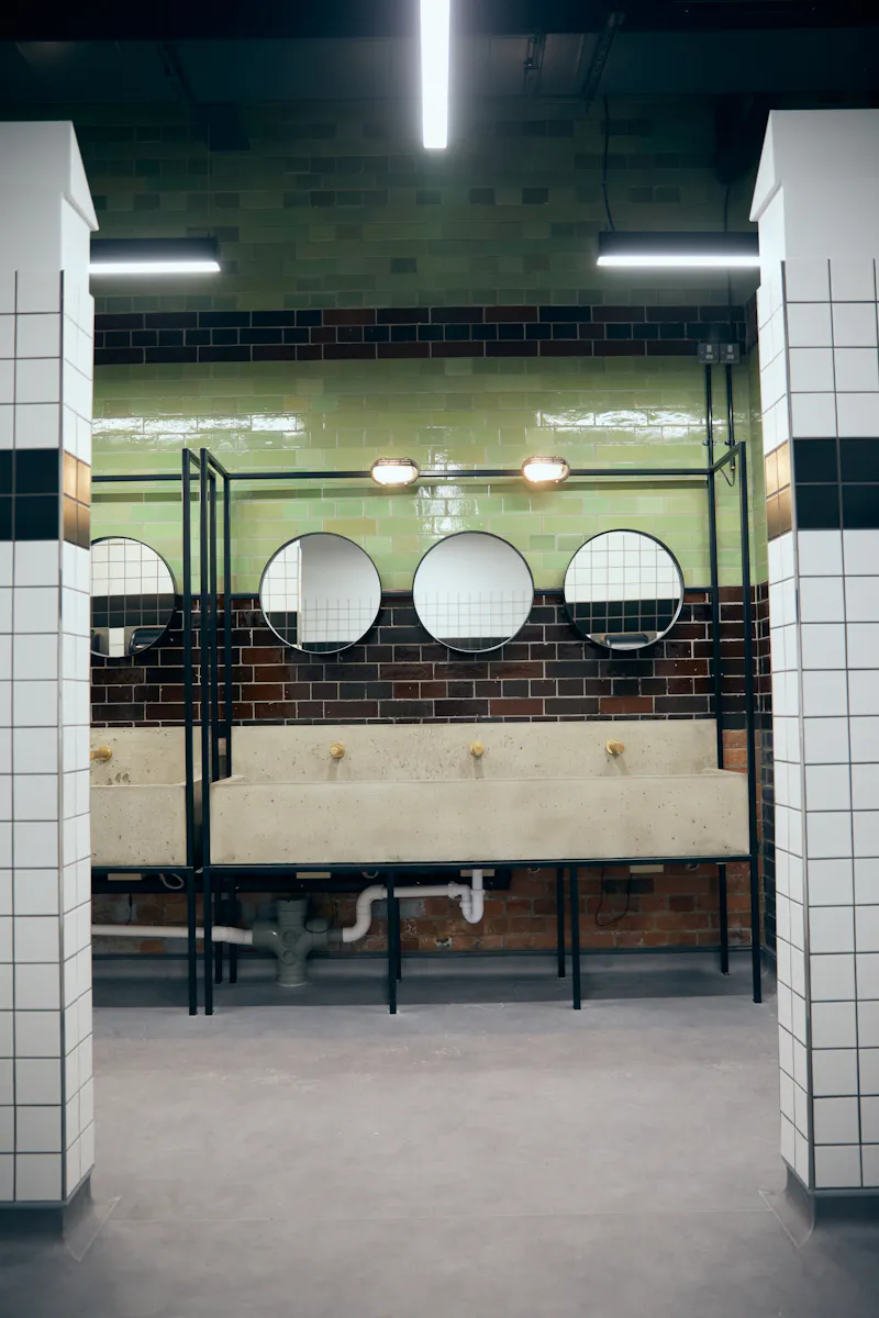 White City events space, N470 (photo 9)