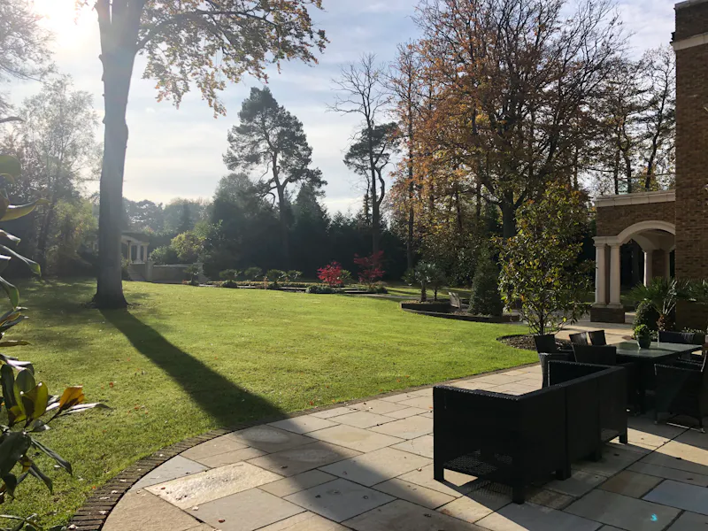 Luxury Weybridge mansion, D2443 (photo 35)