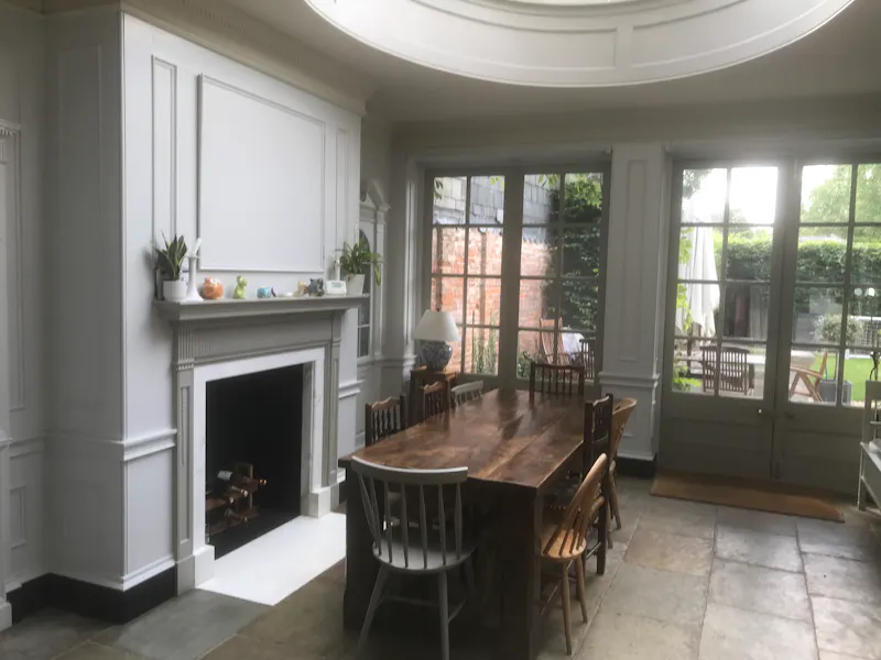 Dining room at Georgian townhouse in Salisbury, A1514 (photo 16)