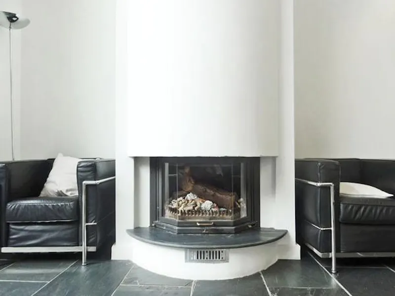 Fireplace at Sleek Kentish Town house, K273 (photo 15)