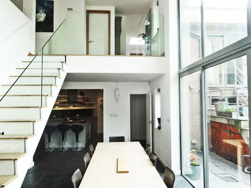 Sleek Kentish Town house, K273 (photo 16)