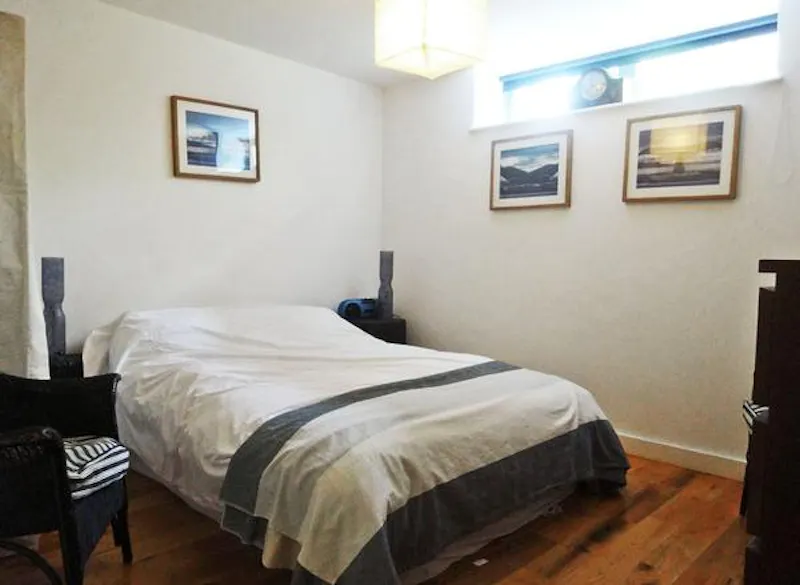 Sleek Kentish Town house, K273 (photo 30)