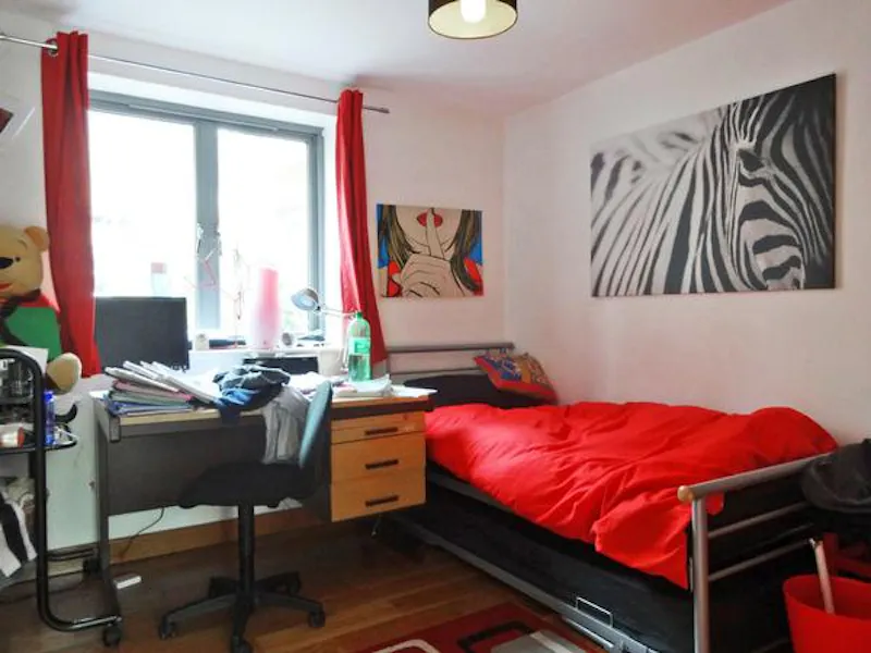 Bedroom - child's at Sleek Kentish Town house, K273 (photo 32)