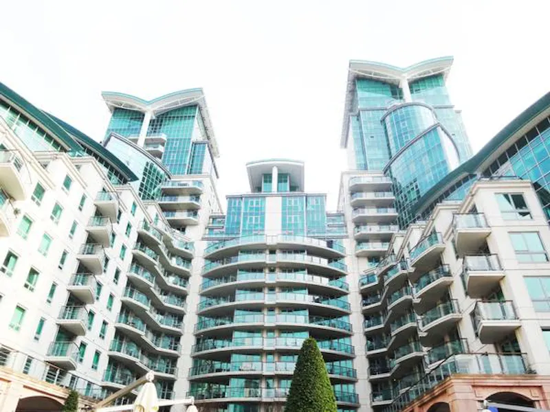 Glass at Bright St George Wharf apartment, K260 (photo 1)