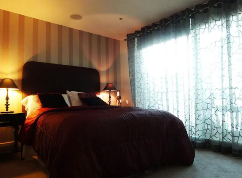 Bright St George Wharf apartment, K260 (photo 23)