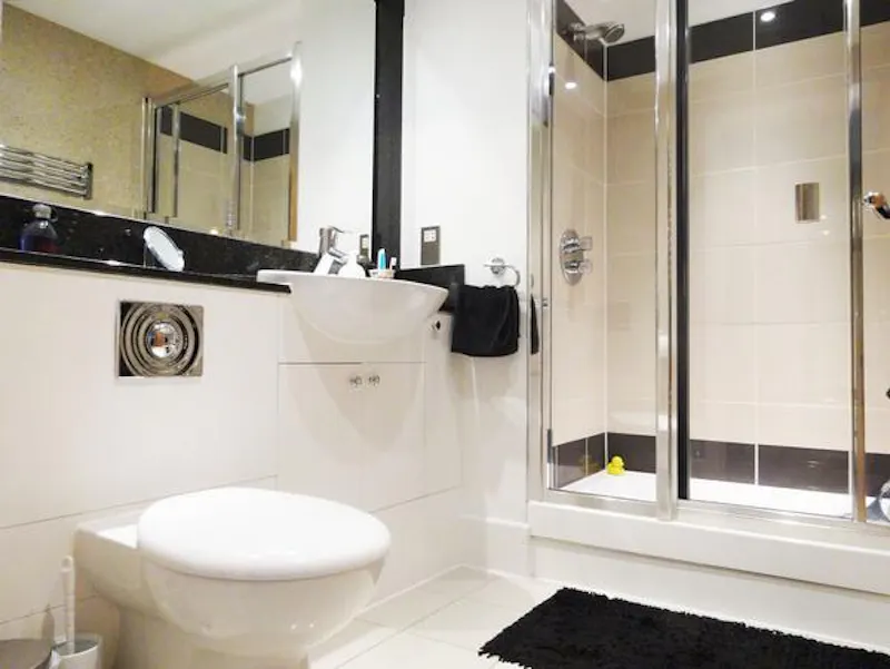 Bright St George Wharf apartment, K260 (photo 25)