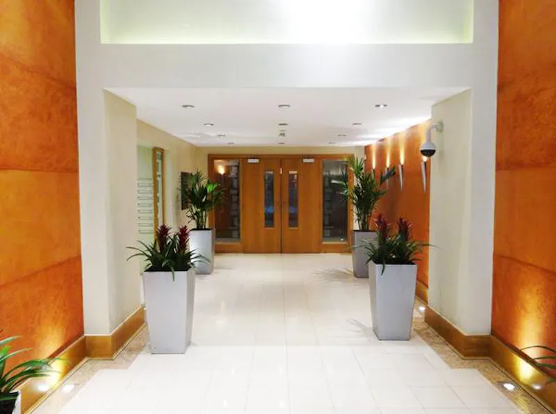 Bright St George Wharf apartment, K260 (photo 38)