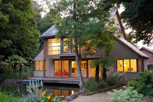 Japan-inspired Isle of Wight house, L558