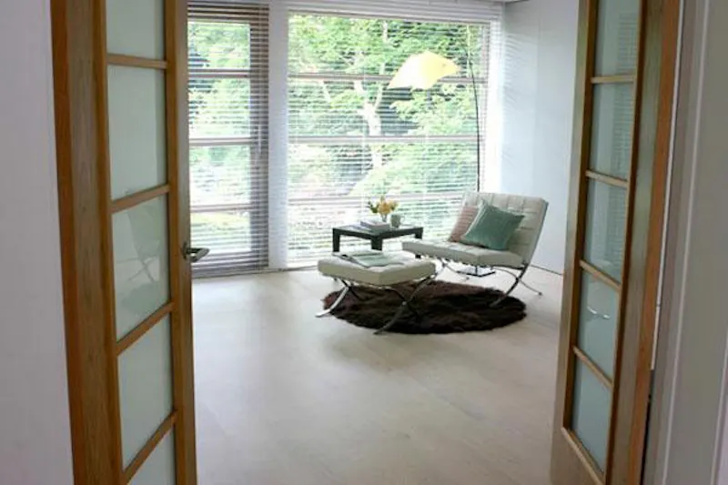 Japan-inspired Isle of Wight house, L558 (photo 12)
