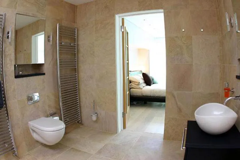 Japan-inspired Isle of Wight house, L558 (photo 17)