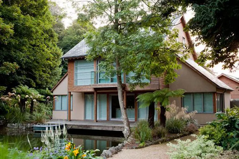 Japan-inspired Isle of Wight house, L558 (photo 23)