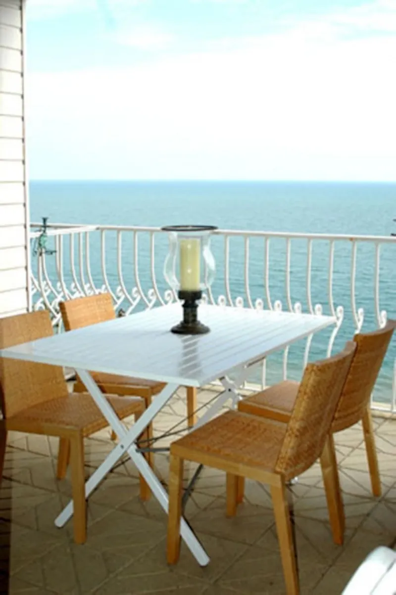 Balcony at Folkestone beach house, D1409 (photo 8)