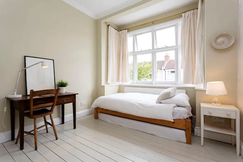 Modern and open-plan in Acton, E287 (photo 34)