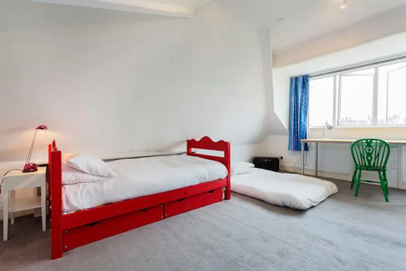 Bedroom - child's at Modern and open-plan in Acton, E287 (photo 37)