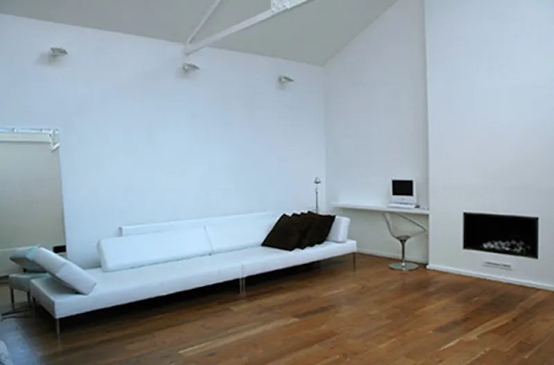 White, bright Chelsea studio, F925 (photo 3)