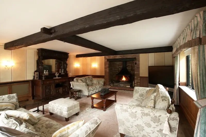 Living Room at Tudor-style farmhouse in Woking, D1941 (photo 4)