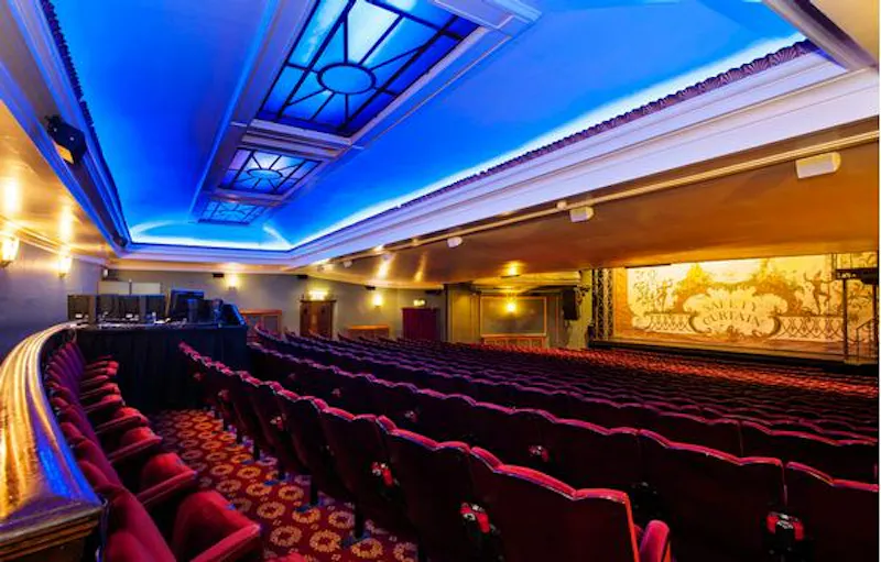 1920s theatre in Piccadilly, P572 (photo 13)