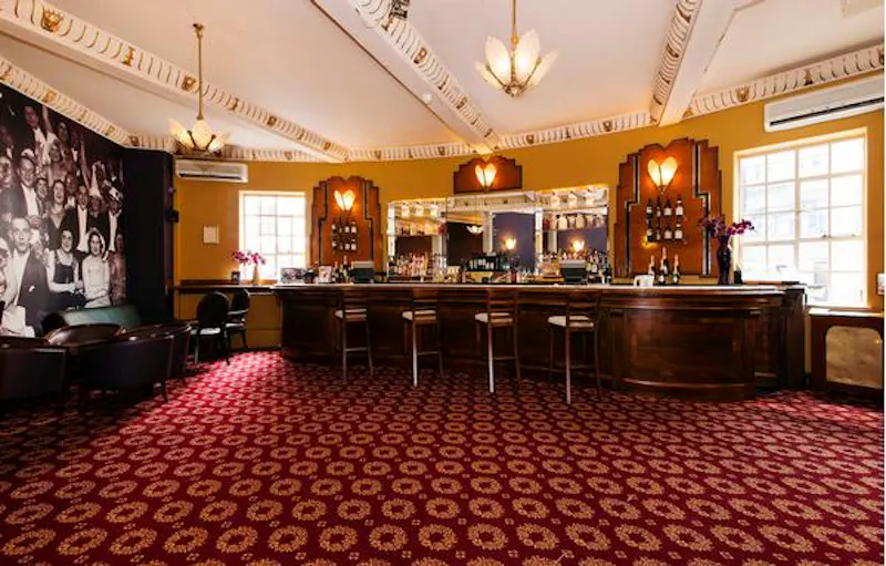 1920s theatre in Piccadilly, P572 (photo 23)