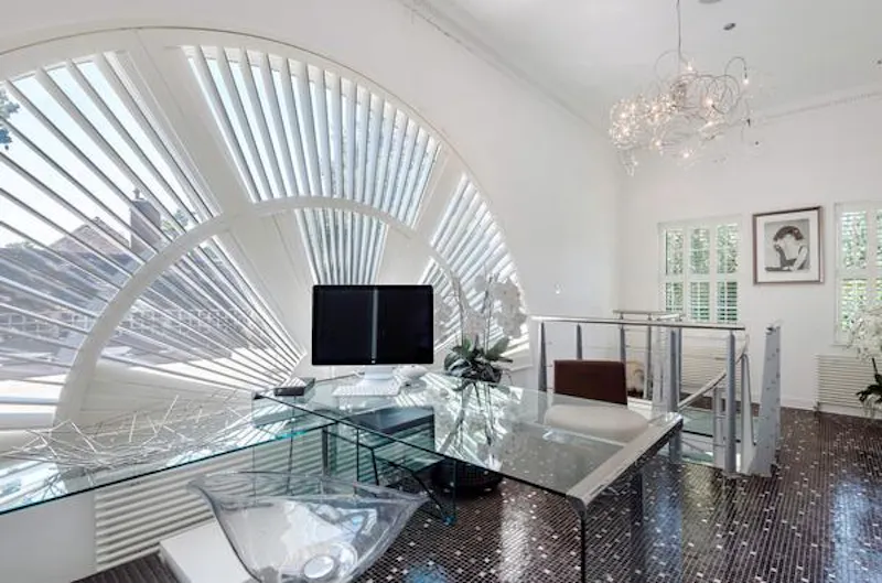 Study at Miami-style Hatfield mansion, D1357 (photo 25)