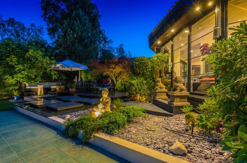 Miami-style Hatfield mansion, D1357 (photo 121)