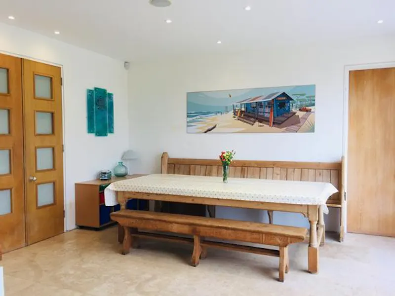 Dining room at Burgess Hill barn conversion, D1380 (photo 16)