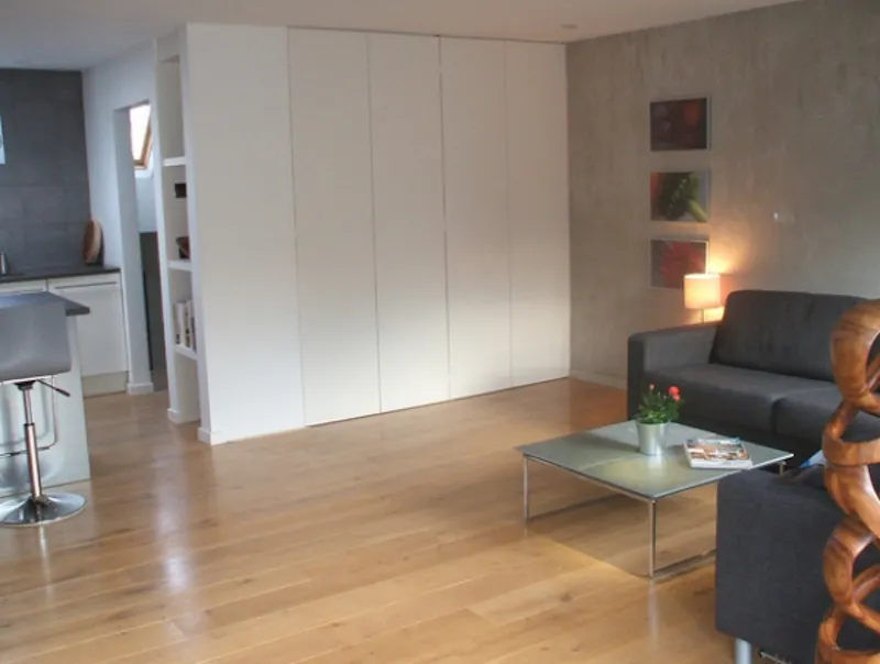 South Norwood apartment, D1942 (photo 9)