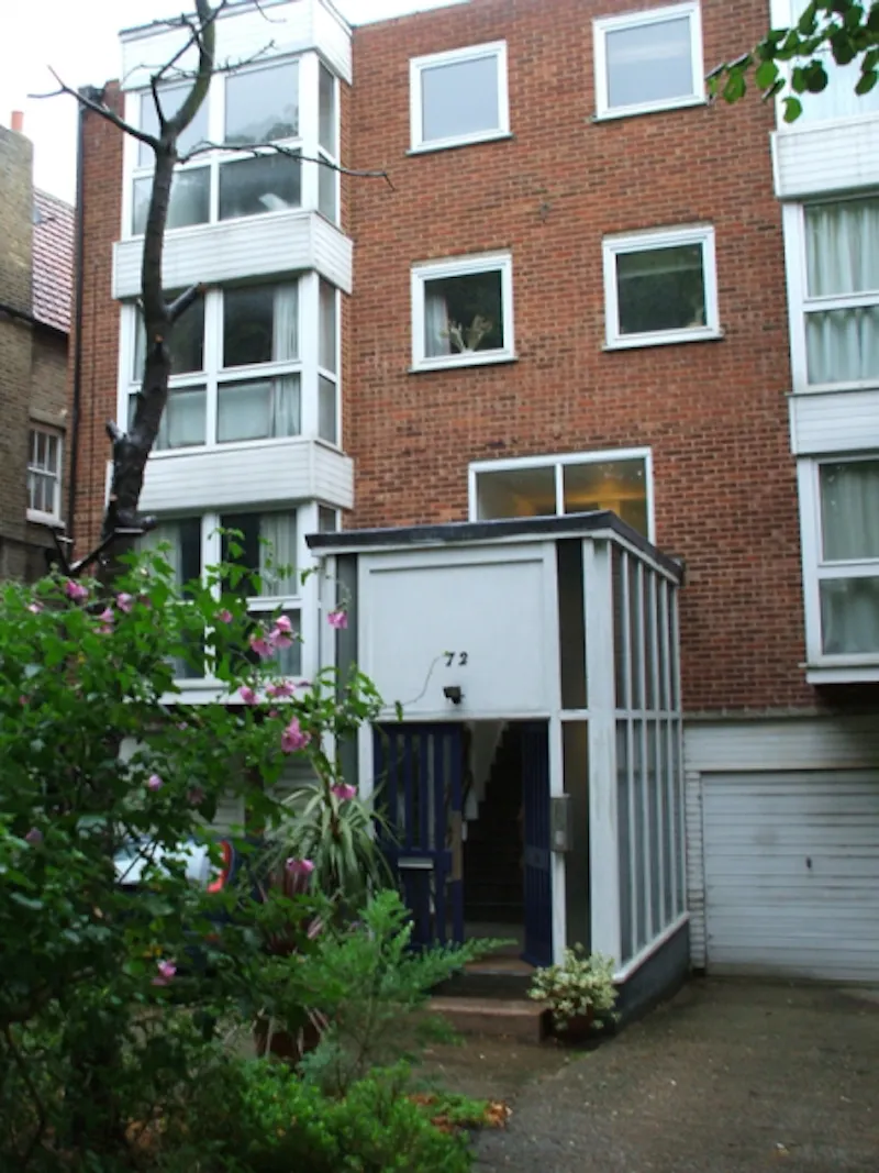 South Norwood apartment, D1942 (photo 13)