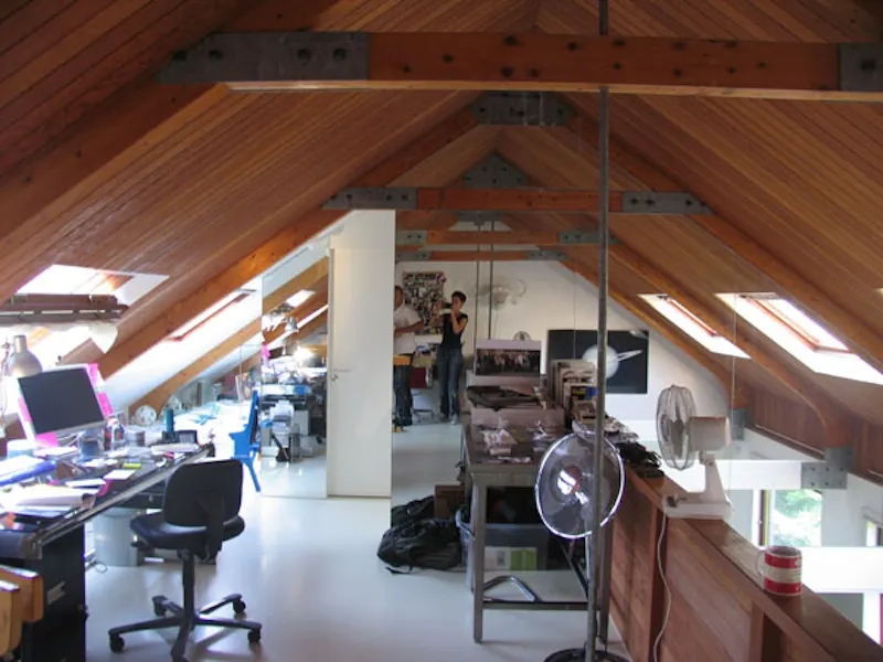 Attic at Notting Hill mews house, D1949 (photo 11)