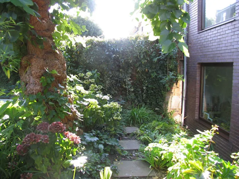 Notting Hill mews house, D1949 (photo 13)