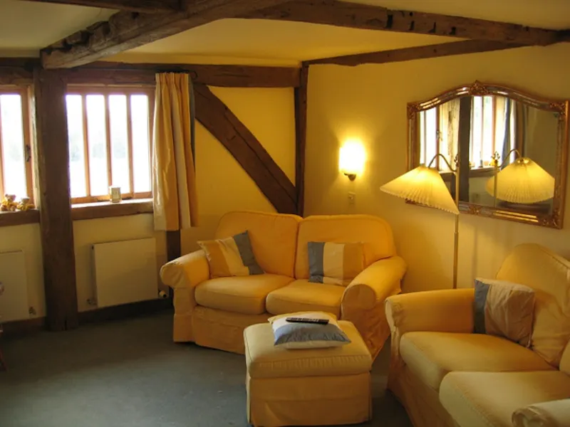 Living Room at Tenterden country house, D1951 (photo 6)