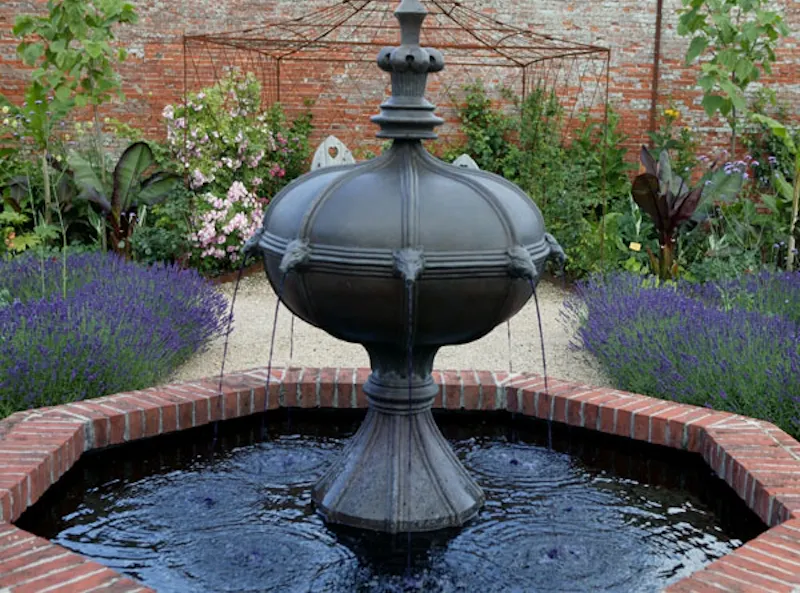 The walled gardens of Midhurst, M260 (photo 6)