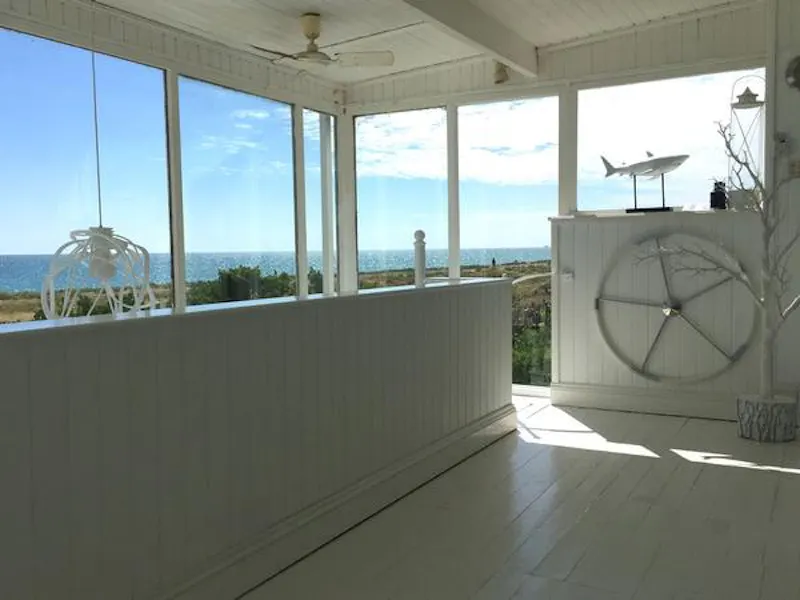 Miami-style beach house, D1897 (photo 10)