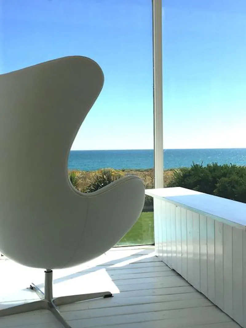 Miami-style beach house, D1897 (photo 13)