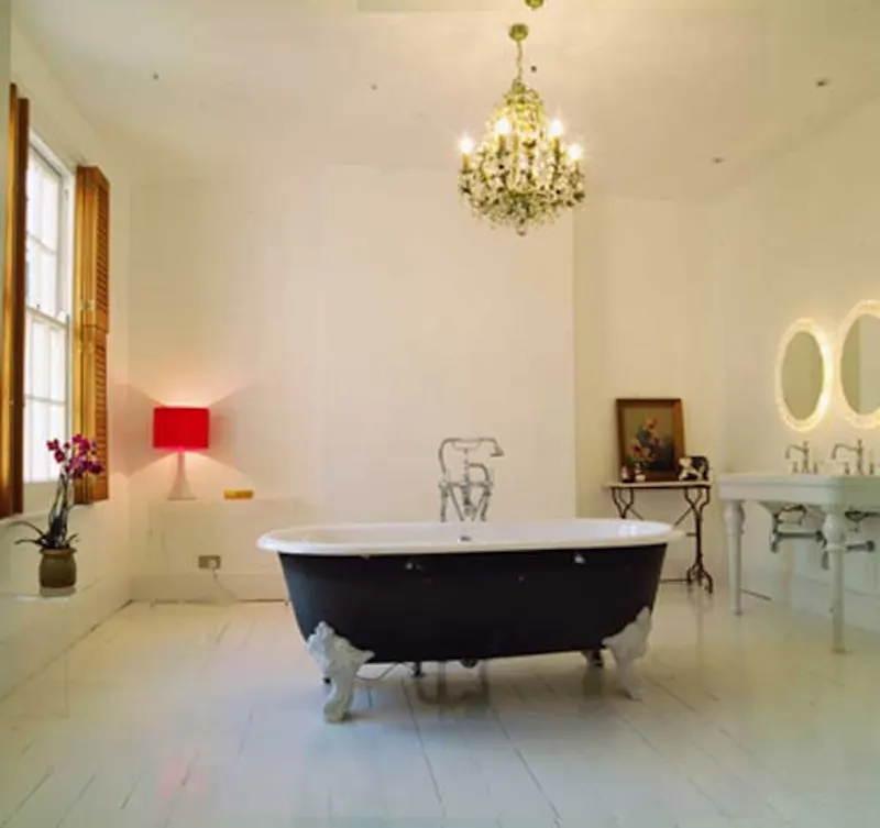 Bathroom at Brent family home, B1329 (photo 12)