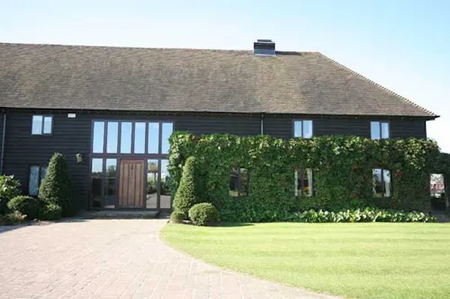 Chichester converted barn, L598