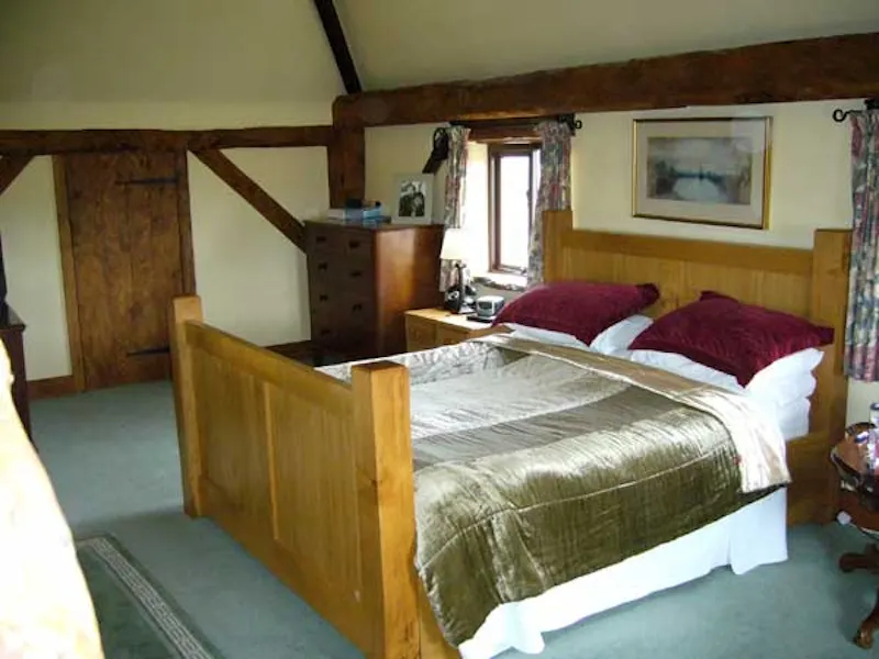 Bedroom at Chichester converted barn, L598 (photo 18)