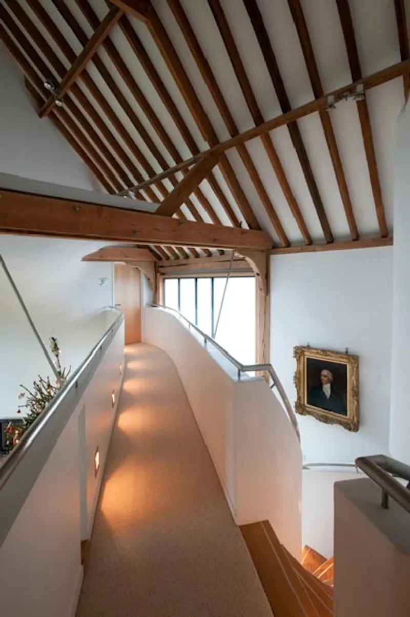 Modern Thursley barn conversion, L416 (photo 10)