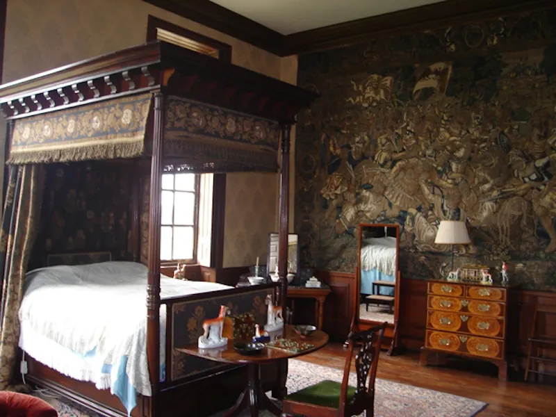 Bedroom at Stately home near Rugby, A1244 (photo 8)