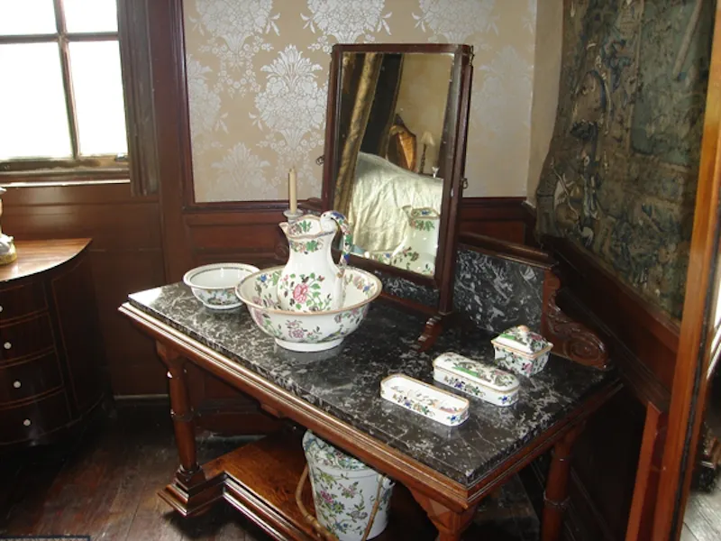 Stately home near Rugby, A1244 (photo 9)