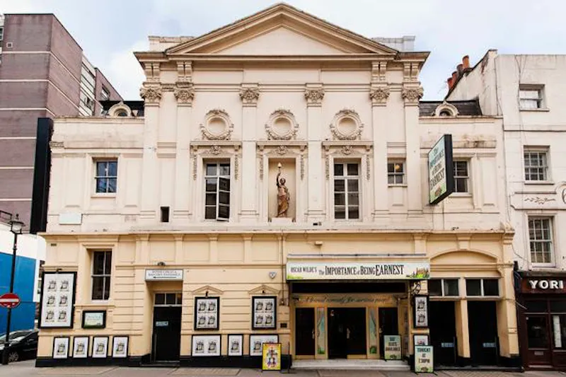 Historic Piccadilly theatre, P569 (photo 32)