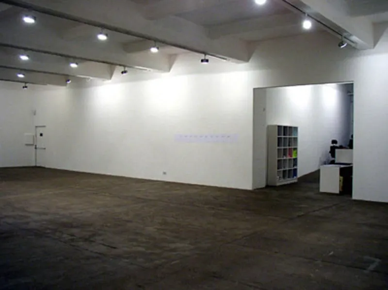 Victoria Park studio, P342 (photo 3)
