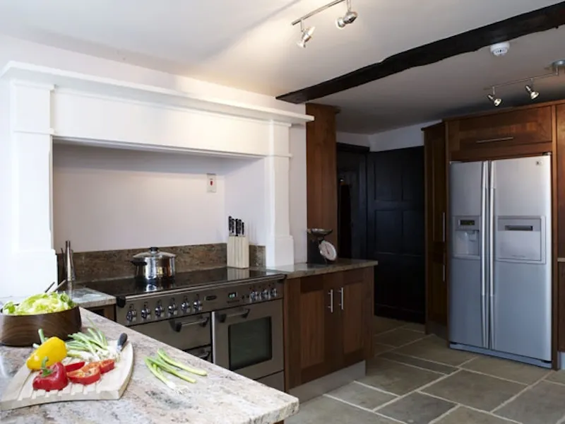Kitchen at Surrey Hills listed manor house, M68 (photo 6)