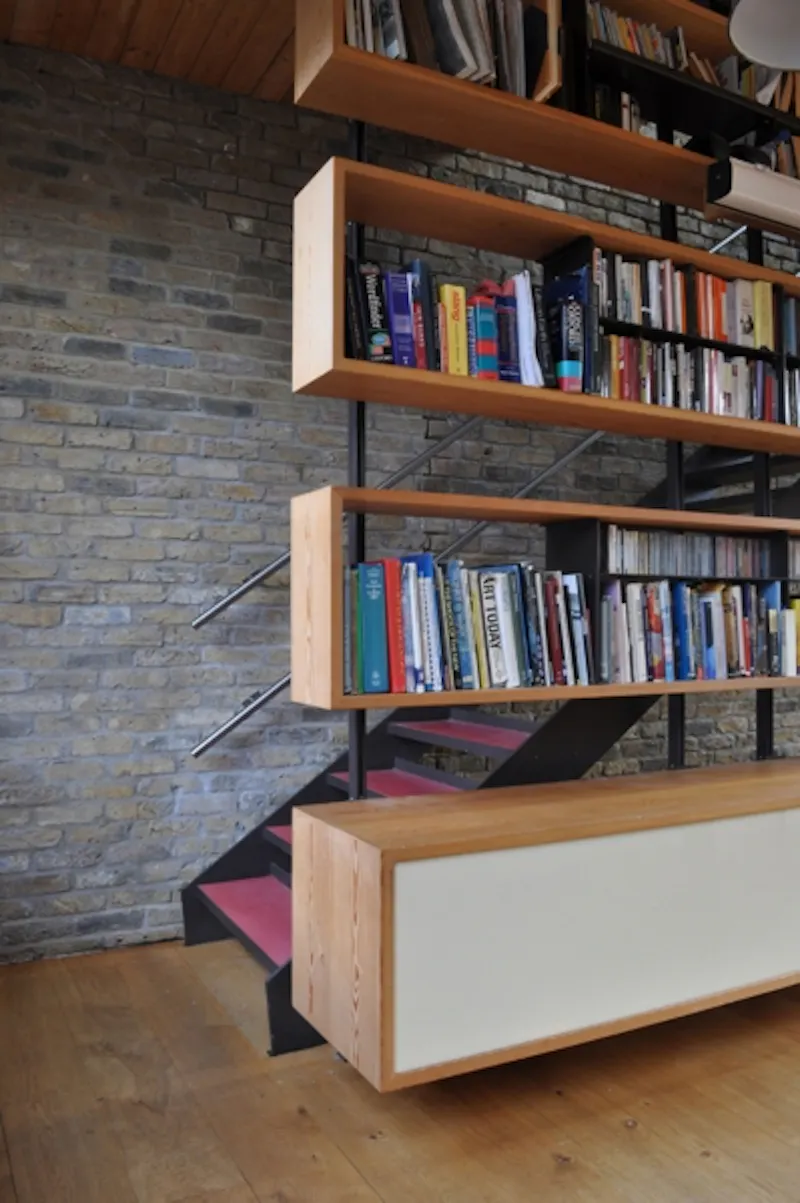 Staircase at Classic Hoxton loft apartment, F900 (photo 9)