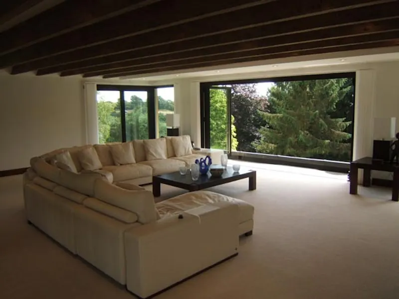 Beams at Contemporary home in Maidstone, K276 (photo 5)