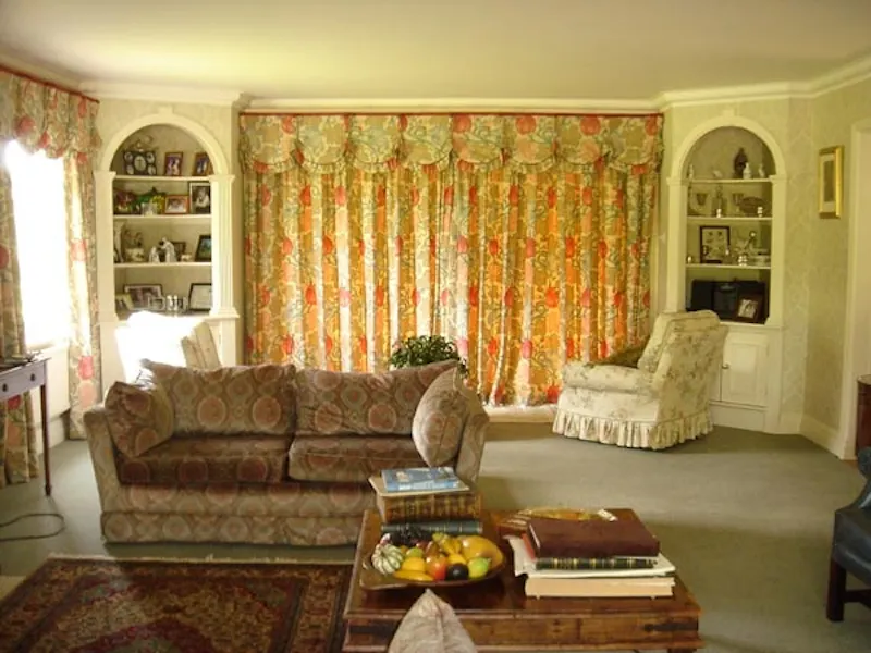 Living Room at Bury St Edmunds farmhouse & land, Q28 (photo 7)
