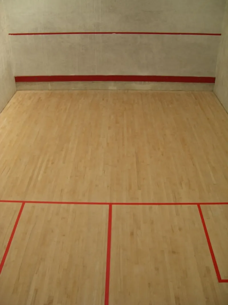 Games room at Large period home in Northfields, E316 (photo 11)